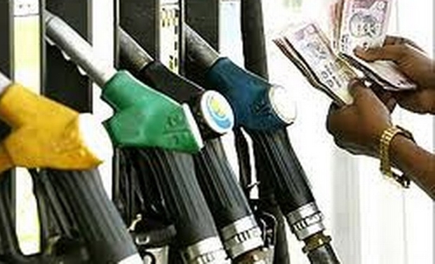 Your hopes for further cut in petrol and diesel prices due to slide in their global prices has just been dashed. Representational Picture (Photo: PTI/File)
Your hopes for further cut in petrol and diesel prices due to slide in their global prices has just been dashed. Representational Picture (Photo: PTI/File) 
